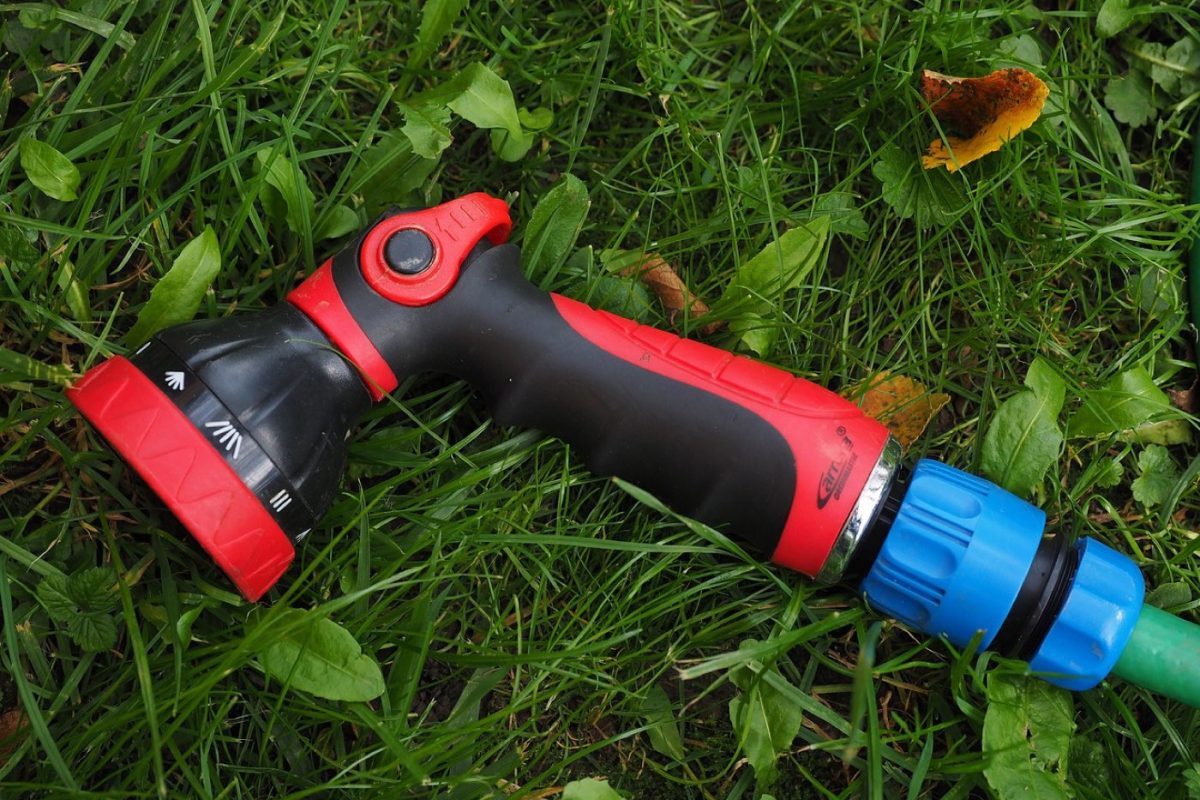Guide installation récupérateur eau de pluie pour jardin