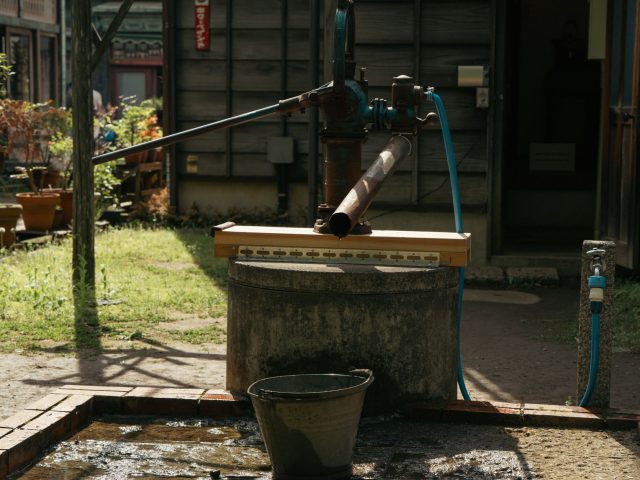 Gérer les Inondations de Votre Jardin avec une Pompe Efficace